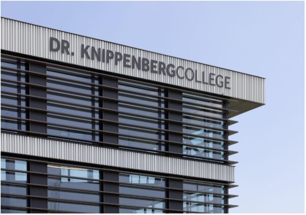 Dr. Knippenberg College 3